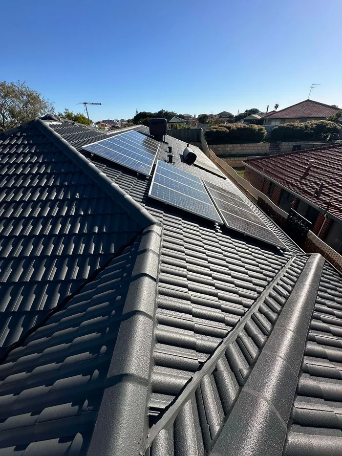 Restored roof in Golden Bay with cleaned solar panels